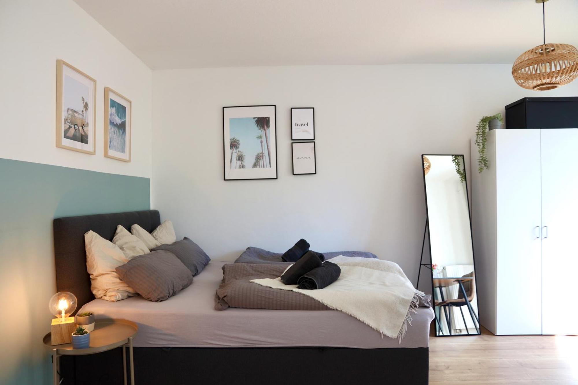 Gemuetliches 1R Apartment Mit Balkon, Parking, Tv Streaming Magdeburg Eksteriør bilde